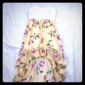 Lace/ flower summer dress